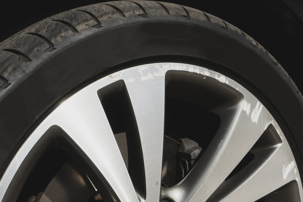 Common Causes of Tire Rim Damage and How To Avoid Them